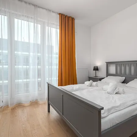 Domaniewska 47a By Homeprime *