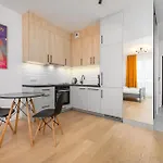 Lägenhet Domaniewska 47a - A By Homeprime